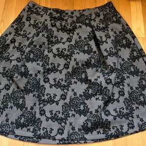 Dress Barn Black and Gray Floral A-Line Skirt